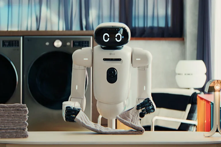 Robotul care gătește, spală și face ordine: LG prezintă la CES 2026 asistentul domestic CLOiD